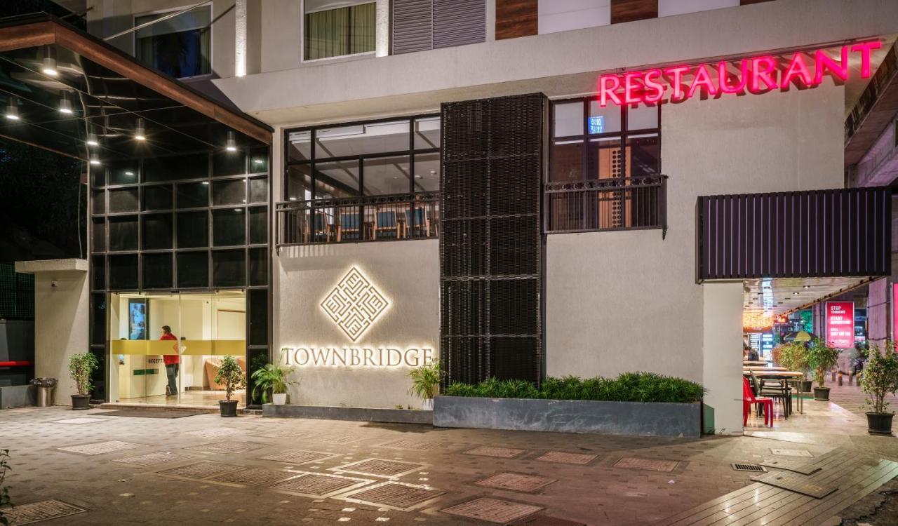 Townbridge Hotels & Suites Kochi 외부 사진