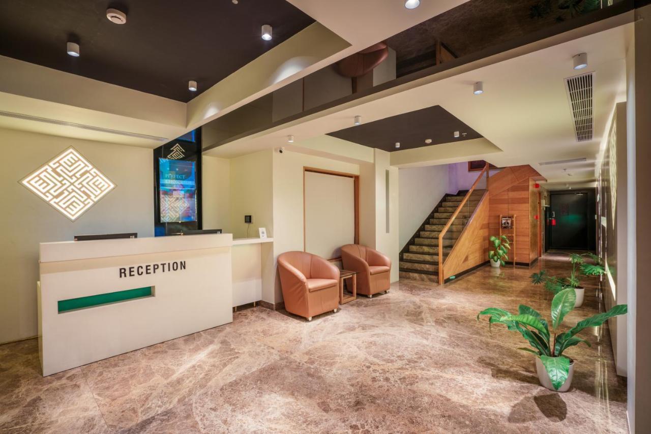 Townbridge Hotels & Suites Kochi 외부 사진