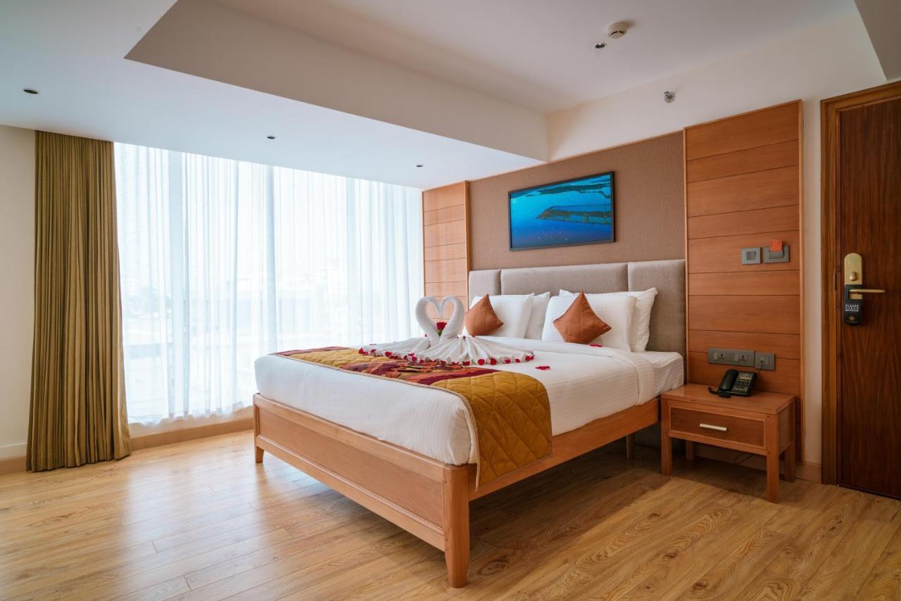 Townbridge Hotels & Suites Kochi 외부 사진