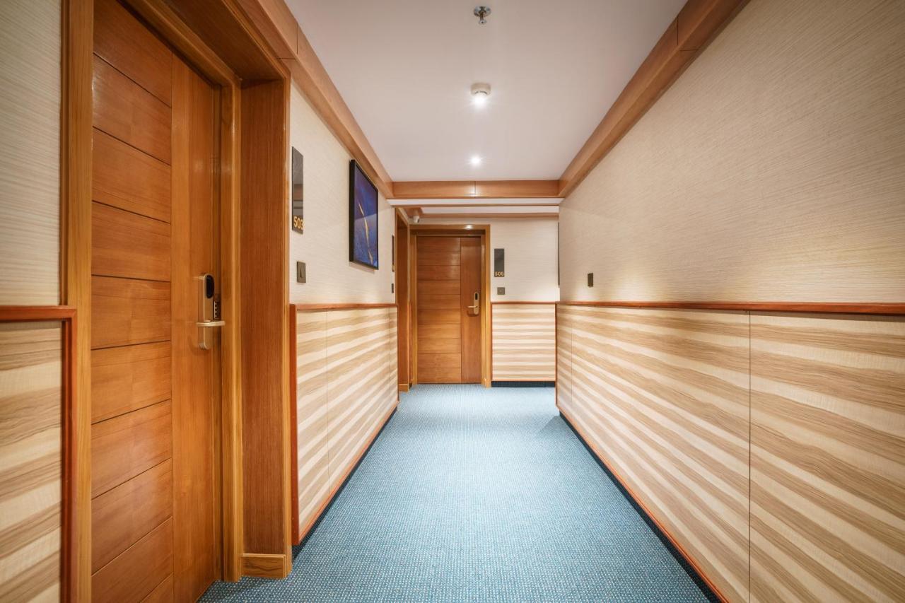 Townbridge Hotels & Suites Kochi 외부 사진