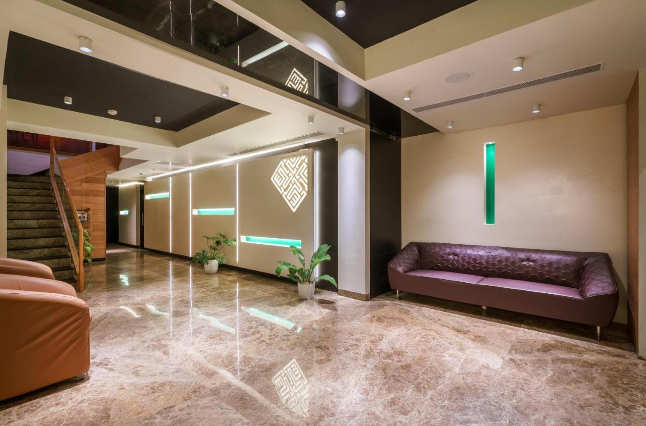 Townbridge Hotels & Suites Kochi 외부 사진