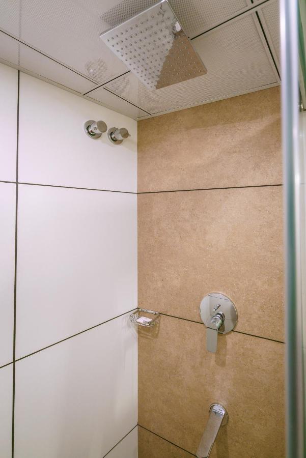 Townbridge Hotels & Suites Kochi 외부 사진