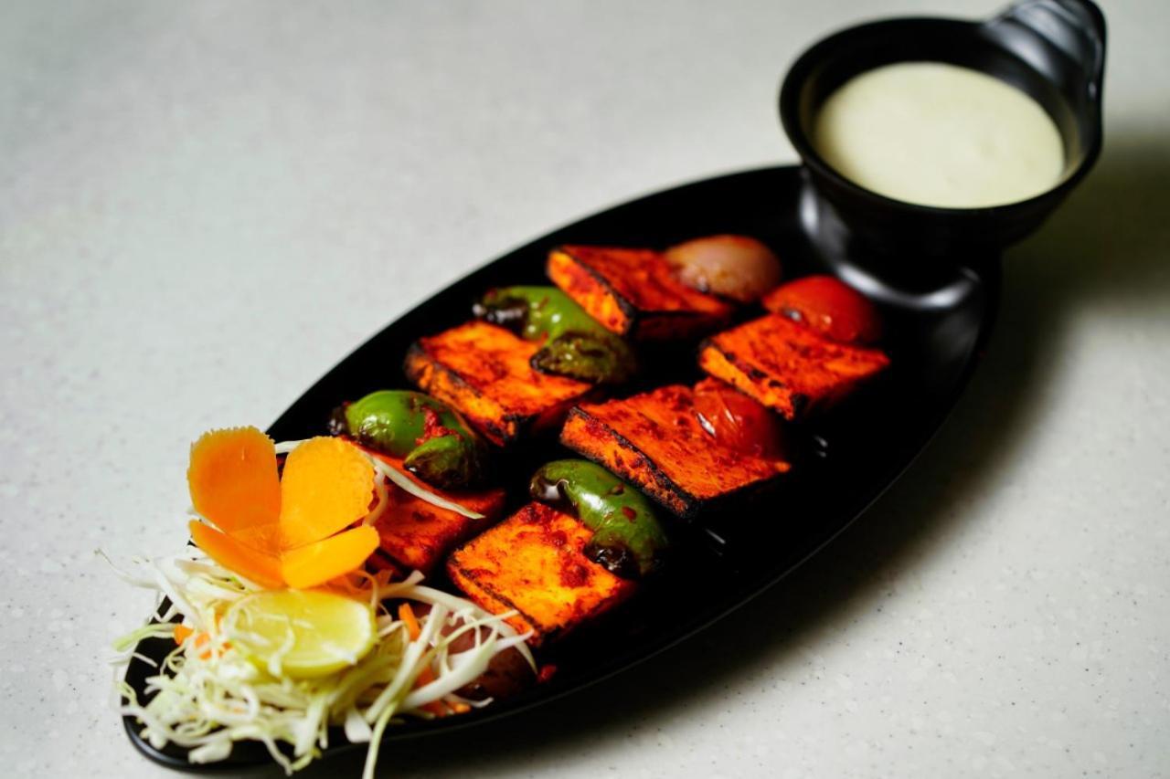 Townbridge Hotels & Suites Kochi 외부 사진
