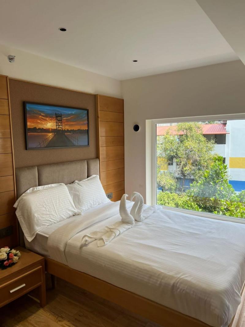 Townbridge Hotels & Suites Kochi 외부 사진